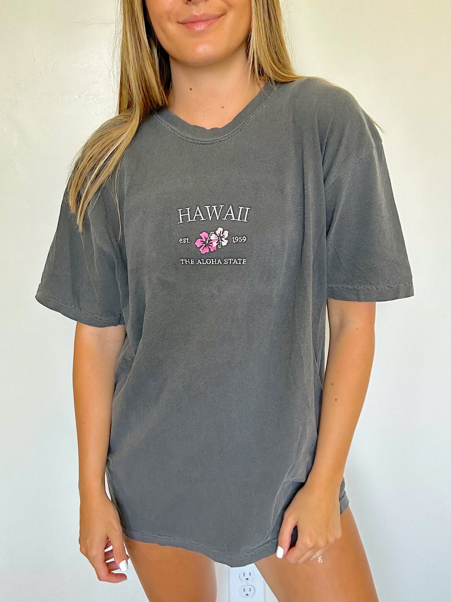 Hawaii Tee - Grey